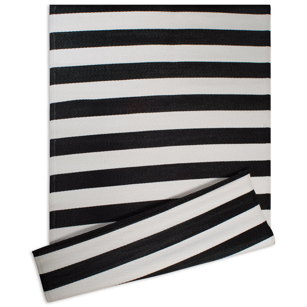 Black/White Stripe Outdoor Rug 5X8 Ft